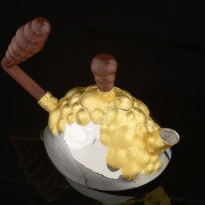 Golden Botrus Teapot